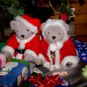 Bears bearing gifts