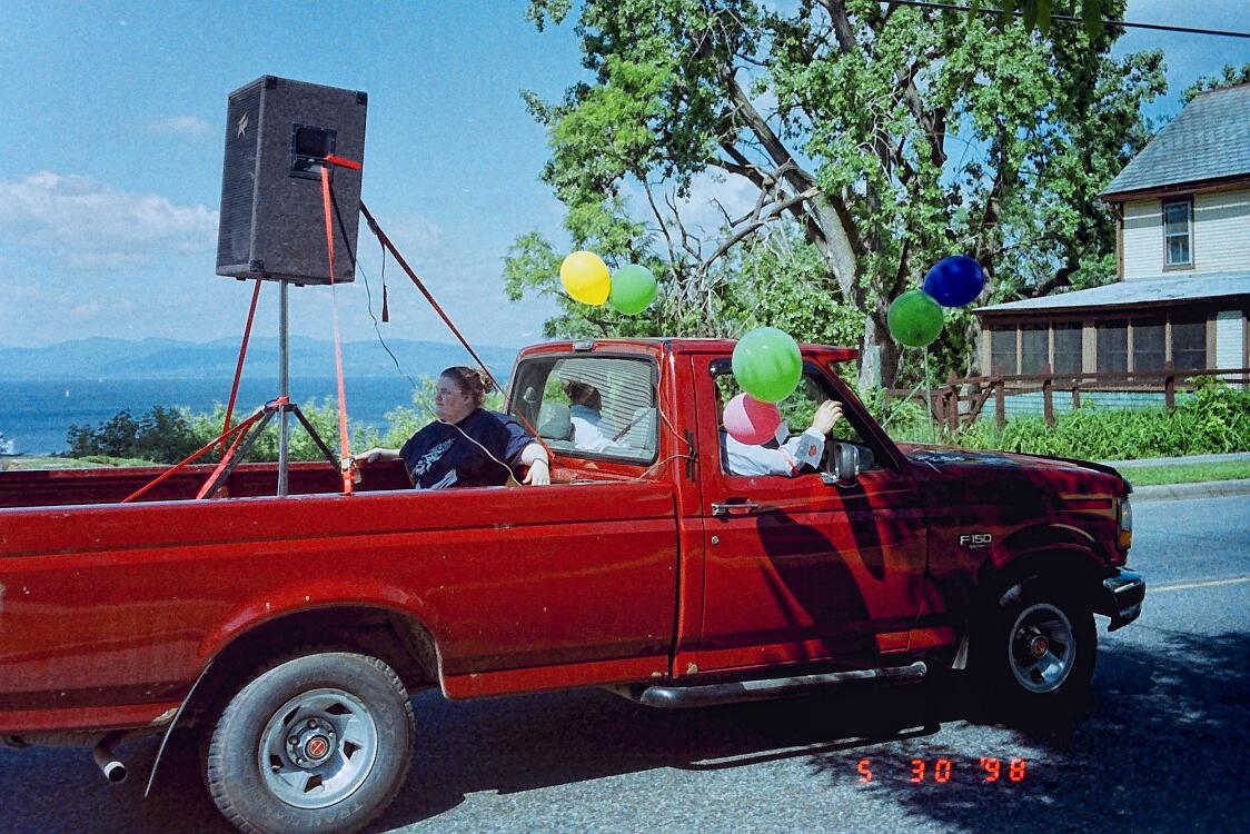 MFJ 1998 Dianne Camera 19