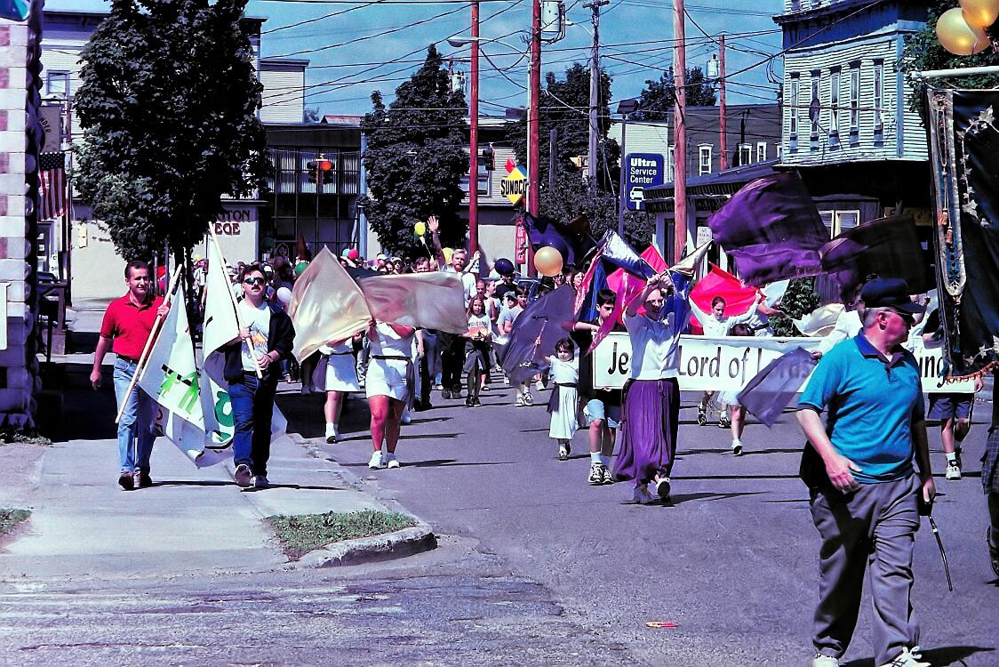 MFJ 1998 Lance Camera 13